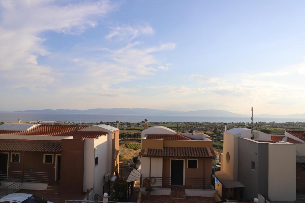 Heaven Horizon Villa Karianí Eksteriør bilde